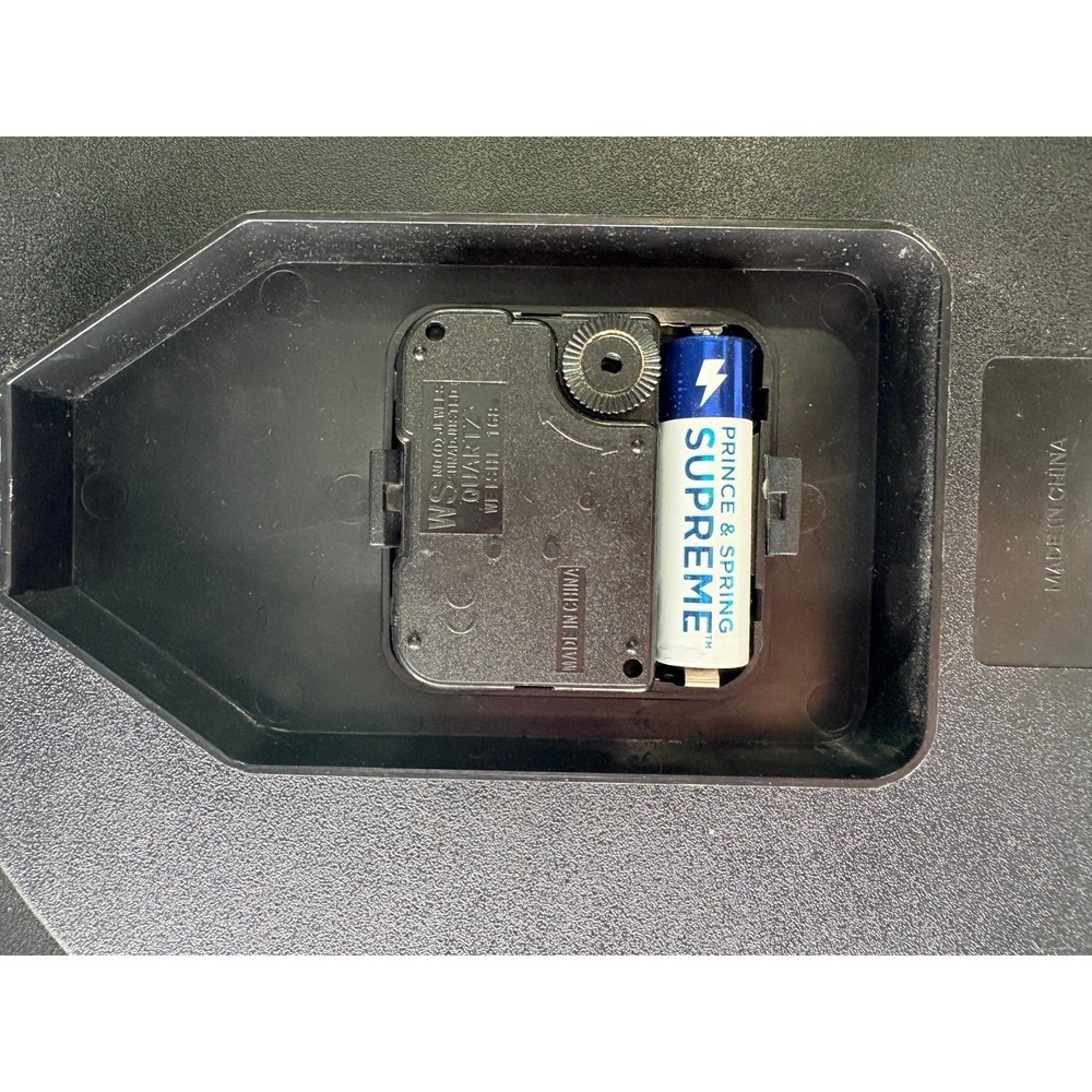 Georgia Tech wall clock - Picture 7 of 7